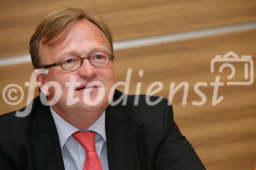 (C) fotodienst/Anna Rauchenberger - Wien, 23.06.2008 - Pressekonferenz zu den Österreichischen Medientagen und der Medienmesse, die im September stattfinden werden. FOTO: Oliver Voigt (Verlagsgruppe NEWS)