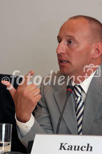 Michael Kauch (MdB u. umweltpolitischer Sprecher der FDP-Fraktion) auf der Podiumsdiskussion 