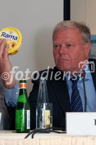 Helmut Lamp (Vorstandsvorsitzender des Bundesverbandes Bioenergie) auf der Podiumsdiskussion 