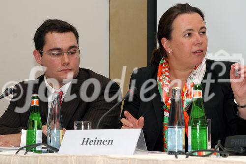 Luiz Eduardo Goncalves (Botschaftssekretär u. Leiter der Wirtschaftsabteilung
der Brasilianischen Botschaft) und Parl. Staatssekretärin Ursula Heinen (BMELV) auf der Podiumsdiskussion 