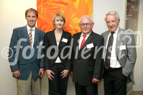 (C) fotodienst/Anna Rauchenberger - Wien, 11.06.2008 - Die GfK Roadshow fand zum Thema 'Stammkunden wandern ab. 
Schicksal oder Versäumnis?' statt. Der Fokus der Marketingaktivitäten liegt heute vermehrt auf Neukundengewinnung statt auf bereits bestehenden Kunden, da hier oft von (lebens)lang andauernder Markenbindung ausgegangen wird. FOTO v.l.: Tobias Schediwy (GfK Austria), Nadine Murza (GfK Austria), Wolfgang Twardawa (Division Manager GfK Panel Service), Dr. Peter Haller (Geschäftsführer Serviceplan Agenturgruppe)