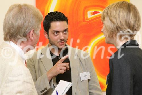 (C) fotodienst/Anna Rauchenberger - Wien, 11.06.2008 - Die GfK Roadshow fand zum Thema 'Stammkunden wandern ab. 
Schicksal oder Versäumnis?' statt. Der Fokus der Marketingaktivitäten liegt heute vermehrt auf Neukundengewinnung statt auf bereits bestehenden Kunden, da hier oft von (lebens)lang andauernder Markenbindung ausgegangen wird. 