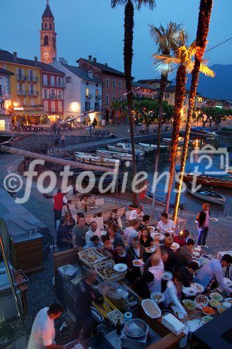 Spitzengastronomie am Lago Maggiore in den Public Virwing areas des Gourmet-Restaurants von Ivo Adam (Seven) und Rolf Fliegenauf (Giardino), wo die deutsche Fussball Nationalmannschaft während der Euro 2008 gastiert und trainiert. 
The Gourmet-Restaurant Seven with Star cook Ivo Adam nd the luxury hotel Giardino – host of the german national football team – are catering and organising the public viewing areas in Ascona. 
