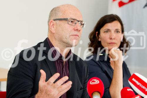 (C) fotodienst.at / Anna Rauchenberger - Wien, am 17.05.2011 - Die größte medizinische Hilfsorganisation, Ärzte ohne Grenzen/Médecins Sans Frontières (MSF), ist 40 Jahre alt und hält Rückschau über das vergangene Jahr und die Einsätze der vergangenen Jahrzehnte. Im Rahmen einer Pressekonferenz wurde der Jahresbericht 2010 präsentiert. FOTO: Dr. Reinhard Dörflinger, Präsident Ärzte ohne Grenzen Österreich