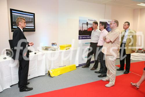 (C) fotodienst/Anna Rauchenberger - Wien, 03.06.2008 - Auf der Hausmesse präsentiert Thales innovative Produkte im Bereich Schiene. Thales ist ein führendes internationales Elektronikunternehmen und Systemhaus mit weltweiten Aktivitäten auf den Märkten Verteidigung, Luft- & Raumfahrt sowie Sicherheit. Thales Österreich hat sich international als Kompetenzzentrum für Eisenbahntechnik einen Namen gemacht.