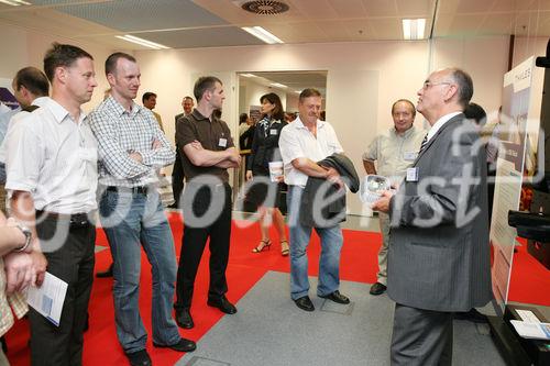 (C) fotodienst/Anna Rauchenberger - Wien, 03.06.2008 - Auf der Hausmesse präsentiert Thales innovative Produkte im Bereich Schiene. Thales ist ein führendes internationales Elektronikunternehmen und Systemhaus mit weltweiten Aktivitäten auf den Märkten Verteidigung, Luft- & Raumfahrt sowie Sicherheit. Thales Österreich hat sich international als Kompetenzzentrum für Eisenbahntechnik einen Namen gemacht.