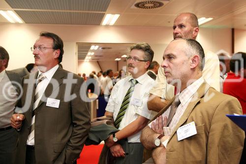 (C) fotodienst/Anna Rauchenberger - Wien, 03.06.2008 - Auf der Hausmesse präsentiert Thales innovative Produkte im Bereich Schiene. Thales ist ein führendes internationales Elektronikunternehmen und Systemhaus mit weltweiten Aktivitäten auf den Märkten Verteidigung, Luft- & Raumfahrt sowie Sicherheit. Thales Österreich hat sich international als Kompetenzzentrum für Eisenbahntechnik einen Namen gemacht.