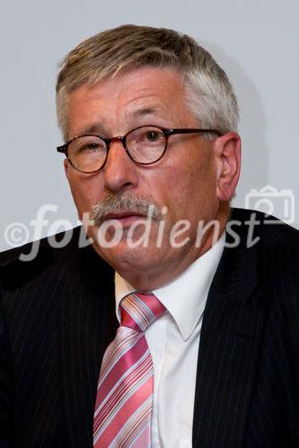 Die Berliner Wirtschaftsgespräche e.V. luden zur Diskussion in die Commerzbank Berlin ein. Foto:  Dr. Thilo Sarrazin (Senator für Finanzen, Berlin). (C)Fotodienst/Jan-Paul Kupser