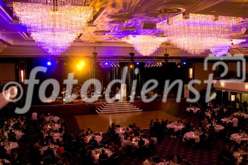 Gäste und Auditorium der Jubiläumsveranstaltung des Deutschen Franchise-Verbands im Maritim-Hotel Berlin. (C)Fotodienst/Jan-Paul Kupser