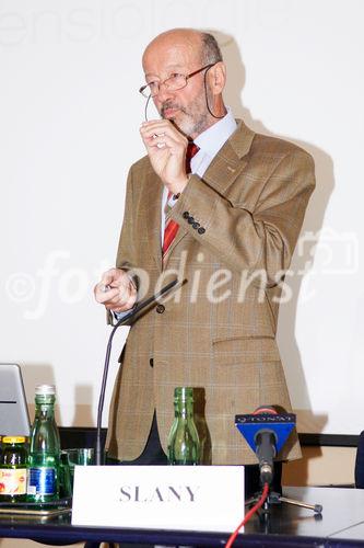 (c) fotodienst/Dan Carabas - Wien 14.05.08 - Hochdruck. Achtung Nebenwirkungen! - Foto: Univ. Prof. Dr. Jörg Slany