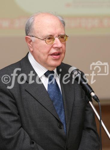 (C) fotodienst/Anna Rauchenberger - Wien, 09.05.2008 - Bundesministerium für europäische und internationale Angelegenheiten: Launch-Veranstaltung zu Alter Ego ? Europäischer Kunstwettbewerb für Jugendliche. FOTO: S.E. Massimo Spinetti (Botschafter der italienischen Republik in Österreich)