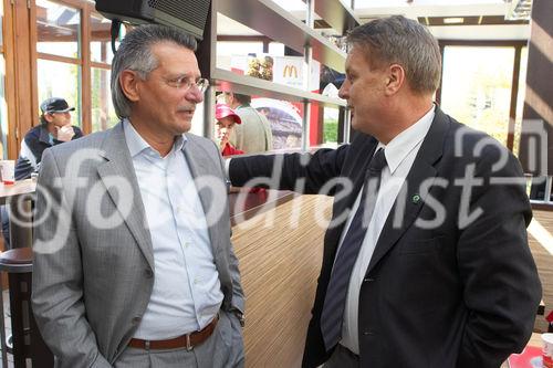 McDonalds Escorte Bundesländer Tour zur Euro 2008 mit Martin Hiden in McDonalds Filale Klagenfurt

Foto: Johannes Puch / Fotodienst
