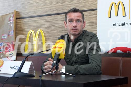 McDonalds Escorte Bundesländer Tour zur Euro 2008 mit Martin Hiden in McDonalds Filale Klagenfurt
Bild: Hiden
Foto: Johannes Puch / Fotodienst
