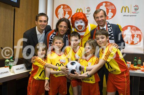 McDonald’s, offizieller Sponsor der Uefa Euro 2008 stellte die Kinder der McDonald’s 