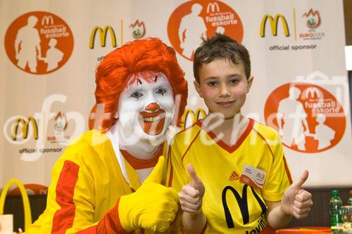 McDonald’s, offizieller Sponsor der Uefa Euro 2008 stellte die Kinder der McDonald’s 