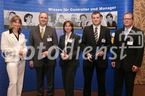 (C) fotodienst/Anna Rauchenberger - Wien, 22.4.2008 - Das Österreichisches Controller Institut konnte wieder zahlreichen Absolventen die Controller-Diplome in feierlichem Rahmen überreichen. FOTO: Absolventen