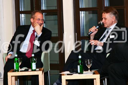 John M. Koenig (Deputy Chief of Mission, US-Embassy Berlin); Hans-Ulrich Klose, MdB
(Vice Chairman of the Committee on Foreign Affairs of the German Bundestag; Chairman of the German-American Parliamentary Group). (C)Fotodienst/Jan-Paul Kupser