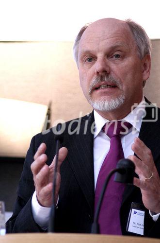 Dr. Rolf Kroker (Leiter des Wissenschaftsbereichs Wirtschaftspolitik und Sozialpolitik, Institut der deutschen Wirtschaft Köln). (C)Fotodienst/Markus Mirschel