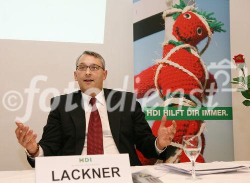 (C) fotodienst/Anna Rauchenberger - Wien 07.04.2008 - HDI bringt Bewegung in Österreichs Versicherungslandschaft. FOTO: Ing. Thomas Lackner (Vorstand der HDI Hannover Versicherung AG, Wien)