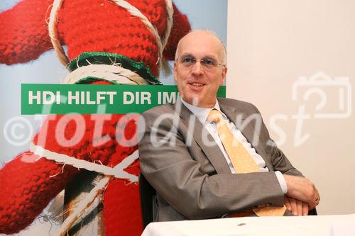 (C) fotodienst/Anna Rauchenberger - Wien 07.04.2008 - HDI bringt Bewegung in Österreichs Versicherungslandschaft. FOTO: Jens Wohlthat (Aufsichtsratvorsitzender der HDI Hannover Versicherung AG, Wien, Vorstand der HDI-Gerling Industrie Versicherung AG, Hannover und  der HDI-Gerling International Holding AG, Hannover)