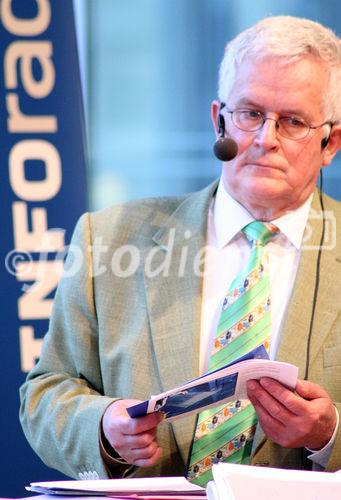 Moderator Alfred Eichhorn (Inforadio-Forum, RBB). (C)Fotodienst/Markus Mirschel