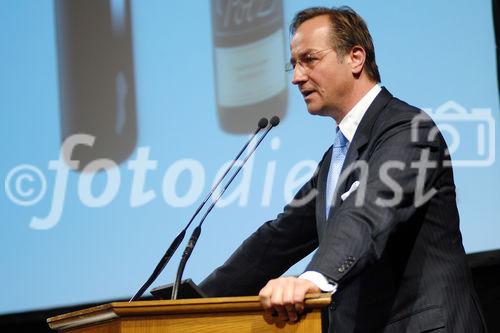 Am 1. April luden BILLA und der führende österreichische Strategie,-und Controllingberater Contrast Management-Consulting zu einem Management-Cercle ins Palais Ferstel ein.
Mag.Thomas Plötzeneder (Gehrer-Plötzeneder Managing Partner DDWS - Corporate Advisors)
©fotodienst/Nadine Bargad