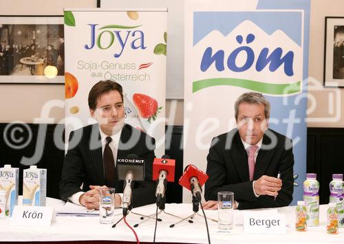 (C) fotodienst/Anna Rauchenberger - Wien 19.03.2008  - NÖM übernimmt Milchgeschäft von Mona, Mona steigt auf die rein pflanzliche Produktion von Sojaprodukten um. FOTO v.l.: Matthias Krön (Geschäftsführer, Mona Gruppe), Mag. Alfred Berger (Vorstandssprecher, NÖM AG)