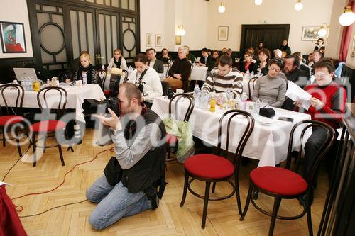 (C) fotodienst/Anna Rauchenberger - Wien 19.03.2008  - NÖM übernimmt Milchgeschäft von Mona, Mona steigt auf die rein pflanzliche Produktion von Sojaprodukten um. 