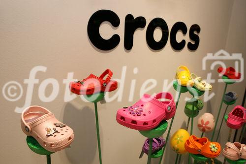 (C) fotodienst/Anna Rauchenberger - Wien 14.03.2008  - CROCS eröffnet eine neue Filiale in der Shopping City Süd in Vösendorf. 