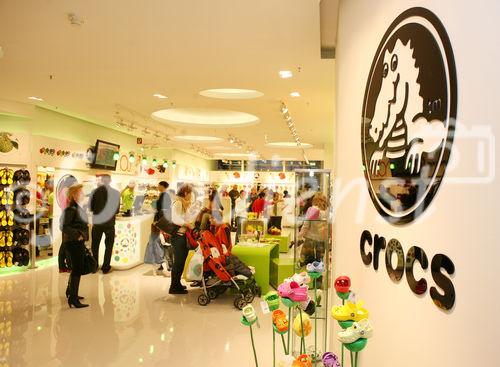 (C) fotodienst/Anna Rauchenberger - Wien 14.03.2008  - CROCS eröffnet eine neue Filiale in der Shopping City Süd in Vösendorf. 