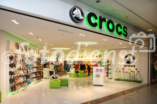 (C) fotodienst/Anna Rauchenberger - Wien 14.03.2008  - CROCS eröffnet eine neue Filiale in der Shopping City Süd in Vösendorf. 