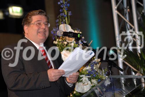 Der Traditionsverein Sport Club HAKOAH Wien kehrt nach beinahe 70 Jahren in den Wiener Prater auf seine ehemalige Heimstätte zurück.
©fotodienst/Nadine Bargad