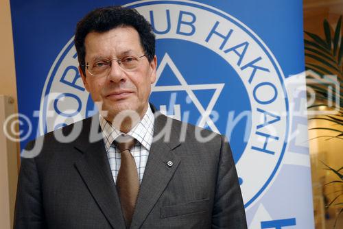 Der Traditionsverein Sport Club HAKOAH Wien kehrt nach beinahe 70 Jahren in den Wiener Prater auf seine ehemalige Heimstätte zurück.
Foto: Univ. Prof. Dr. Paul Haber (S.C. HAKOAH-Präsident und Sportmedizinischer Leiter) 
©fotodienst/Nadine Bargad