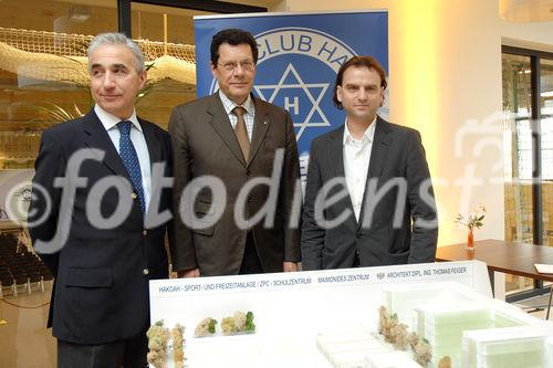 Der Traditionsverein Sport Club HAKOAH Wien kehrt nach beinahe 70 Jahren in den Wiener Prater auf seine ehemalige Heimstätte zurück.
Foto v.re.na.li: Ing. Ronald Gelbard (S.C. HAKOAH Projektleiter und Geschäftsführer); Univ. Prof. Dr. Paul Haber (S.C. HAKOAH-Präsident und Sportmedizinischer Leiter);  Dipl. Ing. Thomas Feiger (Architekt) 
©fotodienst/Nadine Bargad