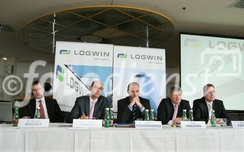 (C) fotodienst/Anna Rauchenberger - Wien 13.03.2008  - Der Thiel Logistik Konzern konnte das Geschäftsjahr 2007 erfolgreich abschließen. Neu ist die gemeinsame Marke: Aus Thil Logistik wird Logwin. FOTO v.l.: Dr. Antonius Wagner (CFO Thiel Logistic AG), Berndt-Michael Winter (Vorsitzender des Executive Committee CEO Thiel Logistic AG), Detlef Kükenshöner (COO Road + Rail, Thiel Logistik AG), Klaus Hrazdira (COO Solutions, Thiel Logistik AG), Helmut Kaspers (COO Air + Ocean, Thiel Logistik AG).