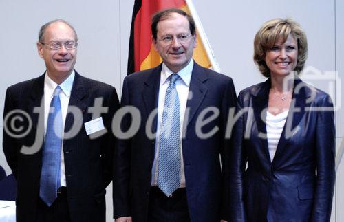 Jean Monet (Präsident Syntec Informatique); Hervé Novelli (Staatssekretär im französischen Wirtschaftsministerium); Dagmar Wöhrl (Parlamentarische Staatssekretärin im Bundeswirtschaftsministerium). (C)Fotodienst/Markus Mirschel