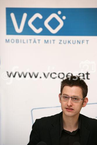 (C) fotodienst/Anna Rauchenberger - Wien 03.03.2008  - VCÖ - Klimaschutz im Verkehr - Potenziale und Chancen. FOTO: DI Martin Blum (VCÖ-Experte)