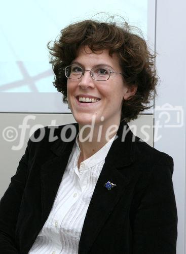 (C) fotodienst/Anna Rauchenberger - Wien 29.02.2008  - GfK Austria - Politikforschung: Geschichte im Spiegel der Forschungsergebnisse von GfK Austria. FOTO: Mag. Svila Tributsch.