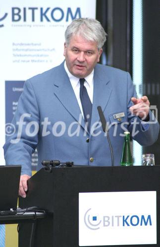 Albrecht Broemme (Präsident der Bundesanstalt Technisches Hilfswerk, THW). (C)Fotodienst/Markus Mirschel