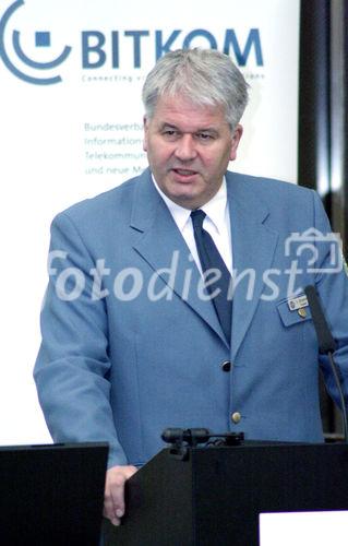 Albrecht Broemme (Präsident der Bundesanstalt Technisches Hilfswerk, THW). (C)Fotodienst/Markus Mirschel