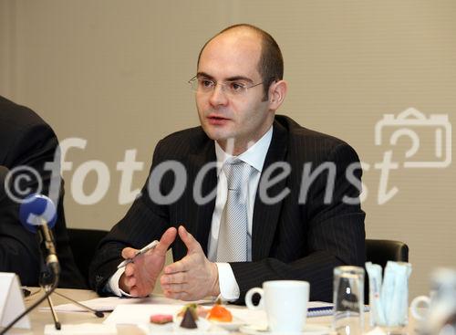 (C) fotodienst/Anna Rauchenberger - Wien 19.02.2008  - Erste Bank präsentiert Studie über den Bankensektor in SEE. FOTO: Gernot Jany (Co-Autor der Bankenstudie, Erste Bank).