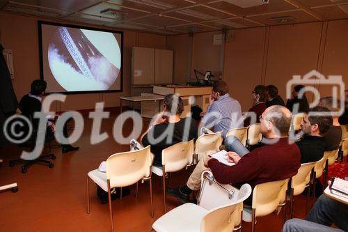 (C) fotodienst/Anna Rauchenberger - Wien 14.02.2008  - Die DePuy Surgery Week kombiniert Fachvorträge, Life-Operationen sowei Hands-on-Workshops zu einem österreichweit einzigartigen Weiterbildungsangebot für nationale und internationale Mediziner.