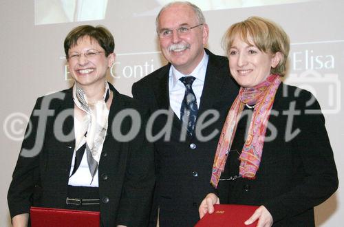 Dr. Elisa Izaurralde (Biochemie, Max-Planck-Institut für Entwicklungsbiologie, Tübingen); Prof. Dr.-Ing. Matthias Kleiner (Präsident der Deutschen Forschungsgemeinschaft); Prof. Dr. Elena Conti (Struckturbiologie, Max-Planck-Institut für Biochemie, Martinsried).
(C)Fotodienst/Markus Mirschel