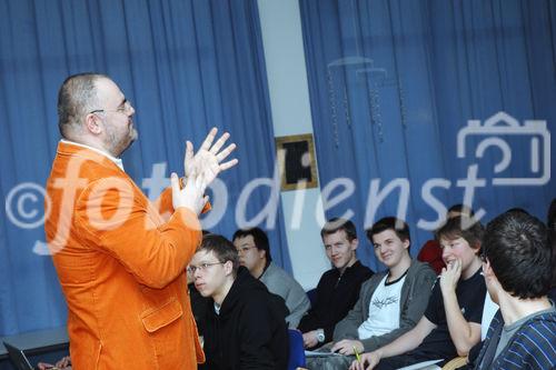 Das Pressetext Seminar - Erfolgsfaktoren für Präsenz in Medien und Öffentlichkeit.
Referent: Alois Gmeiner 
©fotodienst/Nadine Bargad