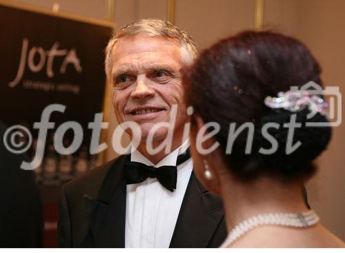 (C) fotodienst/Anna Rauchenberger - Wien 04.02.2008  - Auf dem IT & Telekom-Ball im Kursalon konnten zahlreiche Ehrengäste begrüßt werden, hier der Vertriebschef des Bundesrechenzentrums (BRZ), Heinz Janecska.