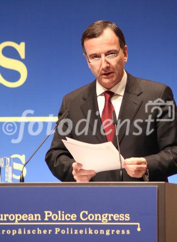 Konzepte der grenzüberschreitenden polizeilichen Zusammenarbeit. FOTO: Franco Frattini, Vizepräsident der Europäischen Kommission. (C) Fotodienst/Markus Mirschel