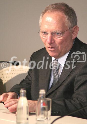 Konzepte der grenzüberschreitenden polizeilichen Zusammenarbeit. FOTO: Wolfgang Schäuble, Innenminister. (C) Fotodienst/Markus Mirschel