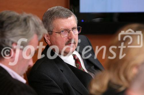 (C) fotodienst/Anna Rauchenberger - Wien 29.01.2008  - Sanochemia - Bilanzpressekonferenz. FOTO: Dir. Herbert Frantsits (Sanochemia, Vorstandssprecher / Vorstand für Finanzen und EDV)