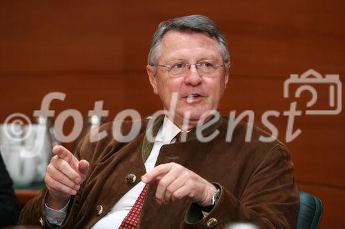 (C) fotodienst/Anna Rauchenberger - Wien 29.01.2008  - Sanochemia - Bilanzpressekonferenz. FOTO: DI Dr. Werner Frantsits (Sanochemia, Aufsichtsratsvorsitzender)