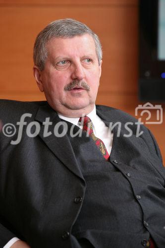 (C) fotodienst/Anna Rauchenberger - Wien 29.01.2008  - Sanochemia - Bilanzpressekonferenz. FOTO: Dir. Herbert Frantsits (Sanochemia, Vorstandssprecher / Vorstand für Finanzen und EDV)